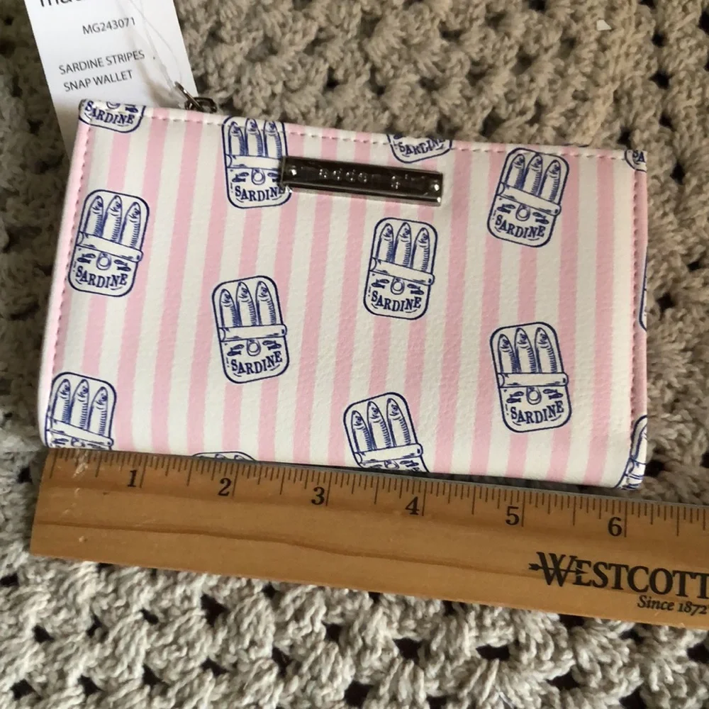 madden girl Sardine Stripe Snap Wallet